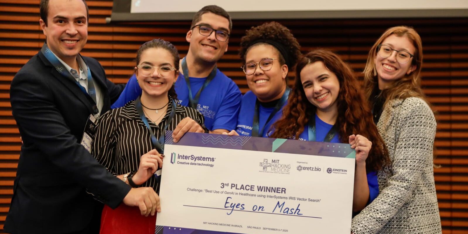 WhatsApp Image 2025-10-23 at 15.11.07